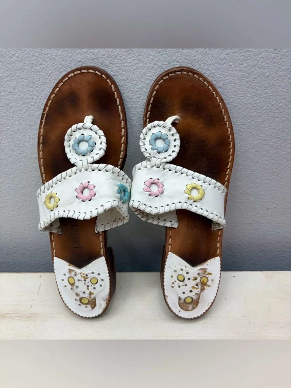 Jack Rogers White Leather Navajo Thong Sandals Size 7